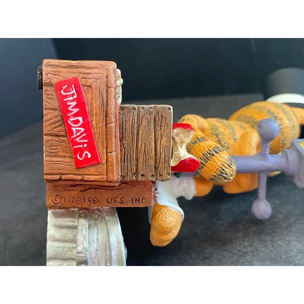 Vintage 1993 Danbury Mint Garfield Midnight Serenade Figurine Jim Davis Alley